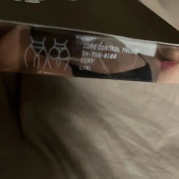 SKIMS LG-XL nude core control thong NIB actual color name is clay - Picture 5 of 6